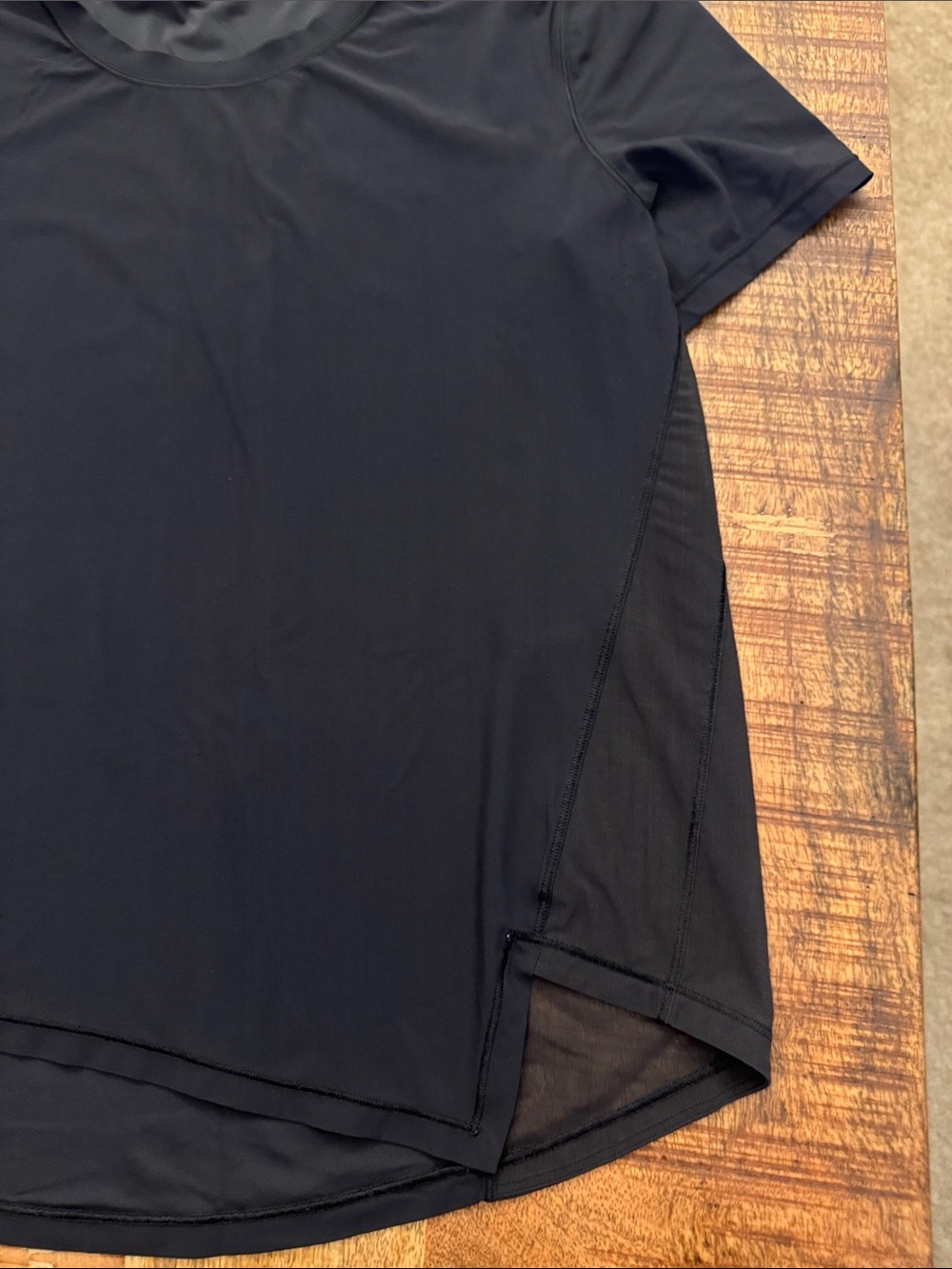 lululemon athletica Black Short Sleeve Performance Tee - Picture 2 of 6